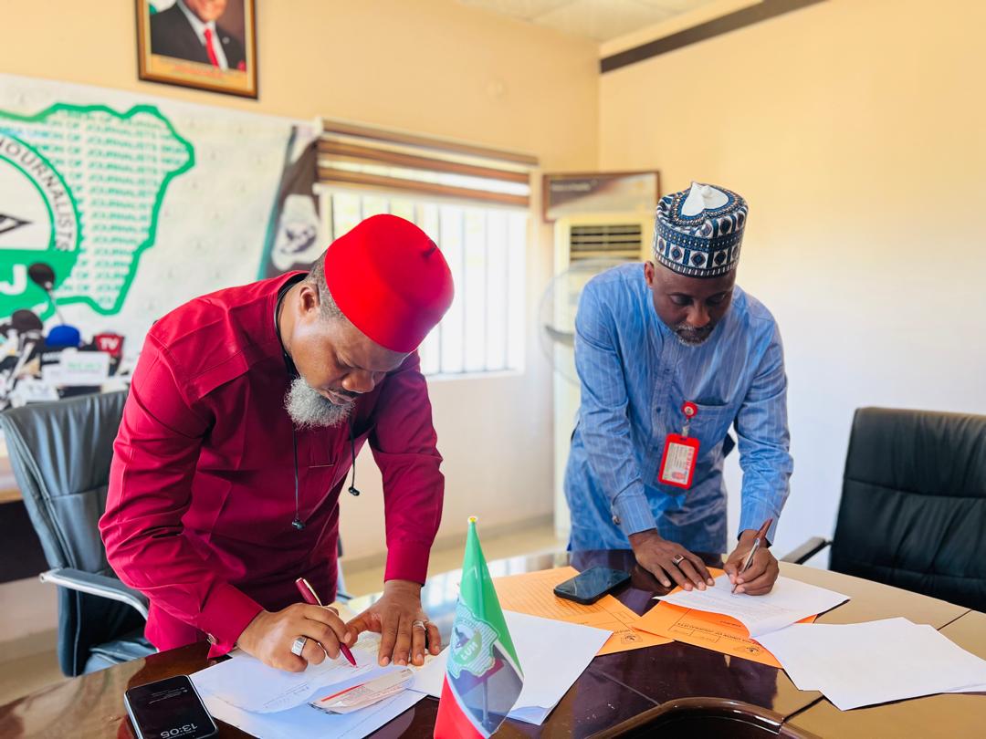 NUJ Secretariat: Handover